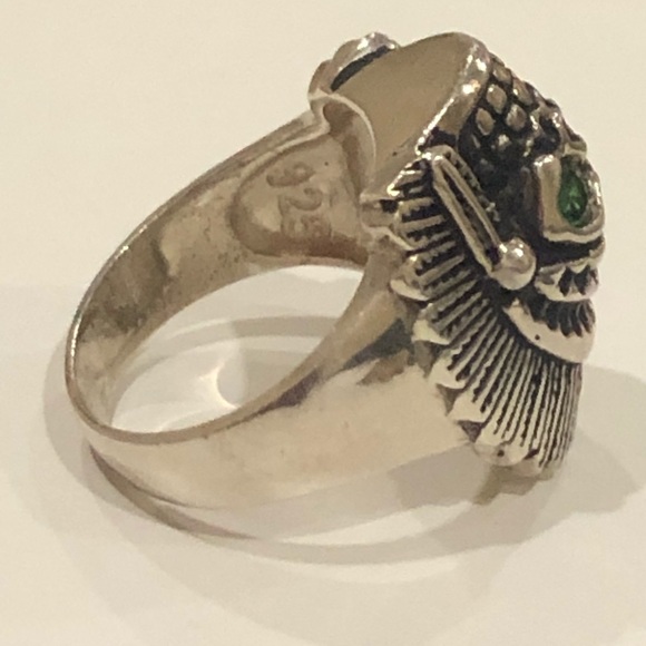 925 silver biker chief skull ring green cz eyes - Picture 6 of 7
